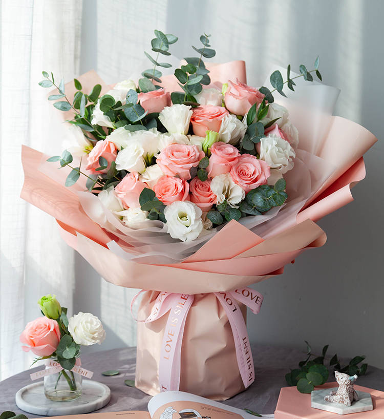 泰州女朋友妈妈过生日，送花应该怎么选？